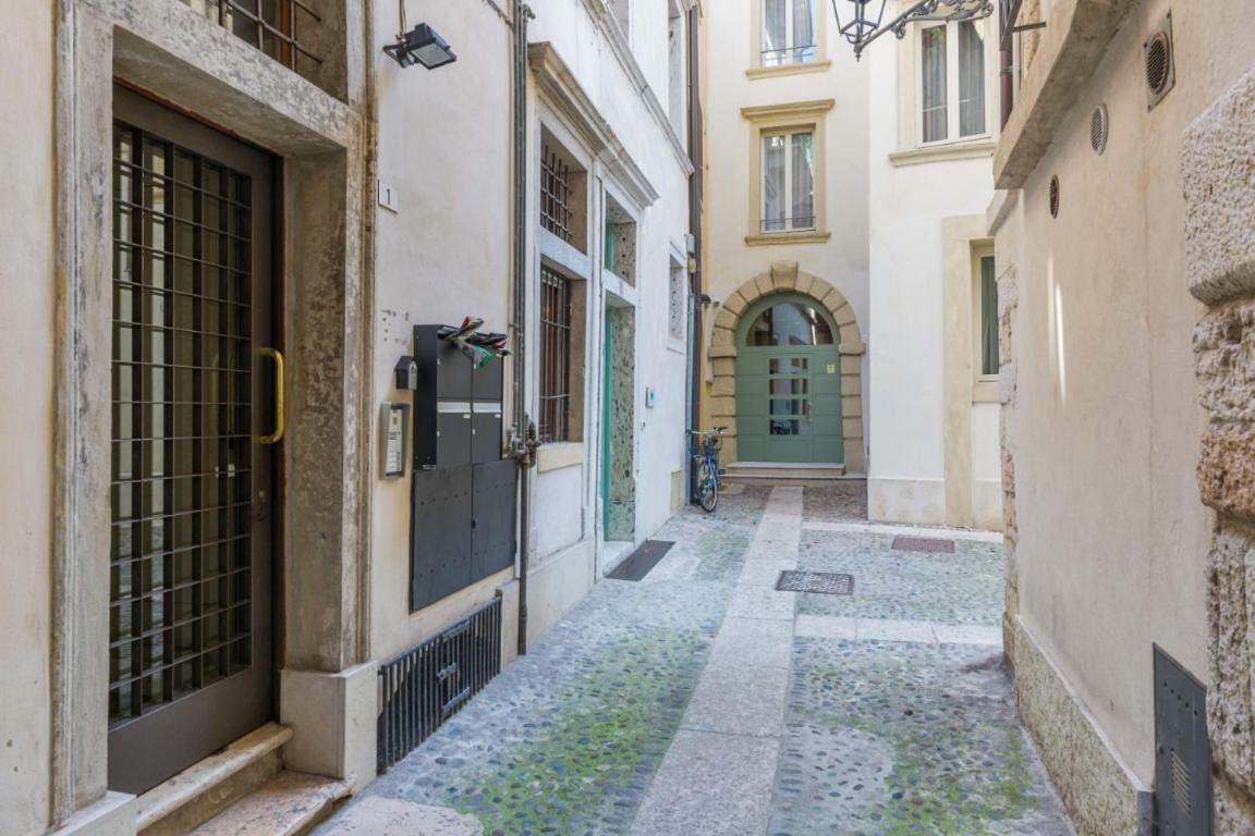 Maison Porta Leoni Apartment